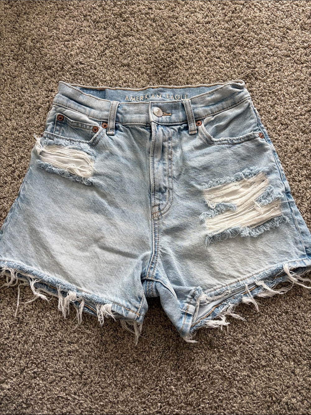 American Eagle 90s Boyfriend Short